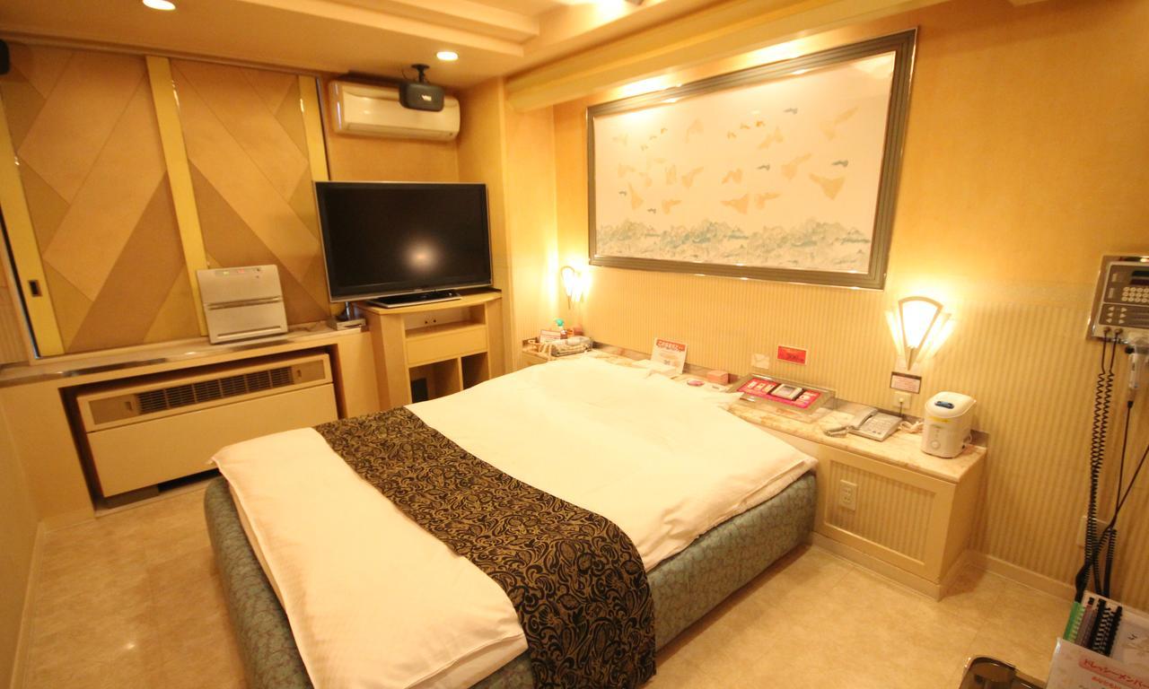 Hotel Dressy (Adults Only) Himeji Esterno foto
